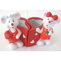 Heart Shaped Linking Plant Pots Red Mouse Valentines Mothers Day Gift