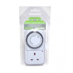 PIFCO 24 Hour Programmable 3 Pin Plug In Timer Maximum 3200W 15 Min - 24 Hour